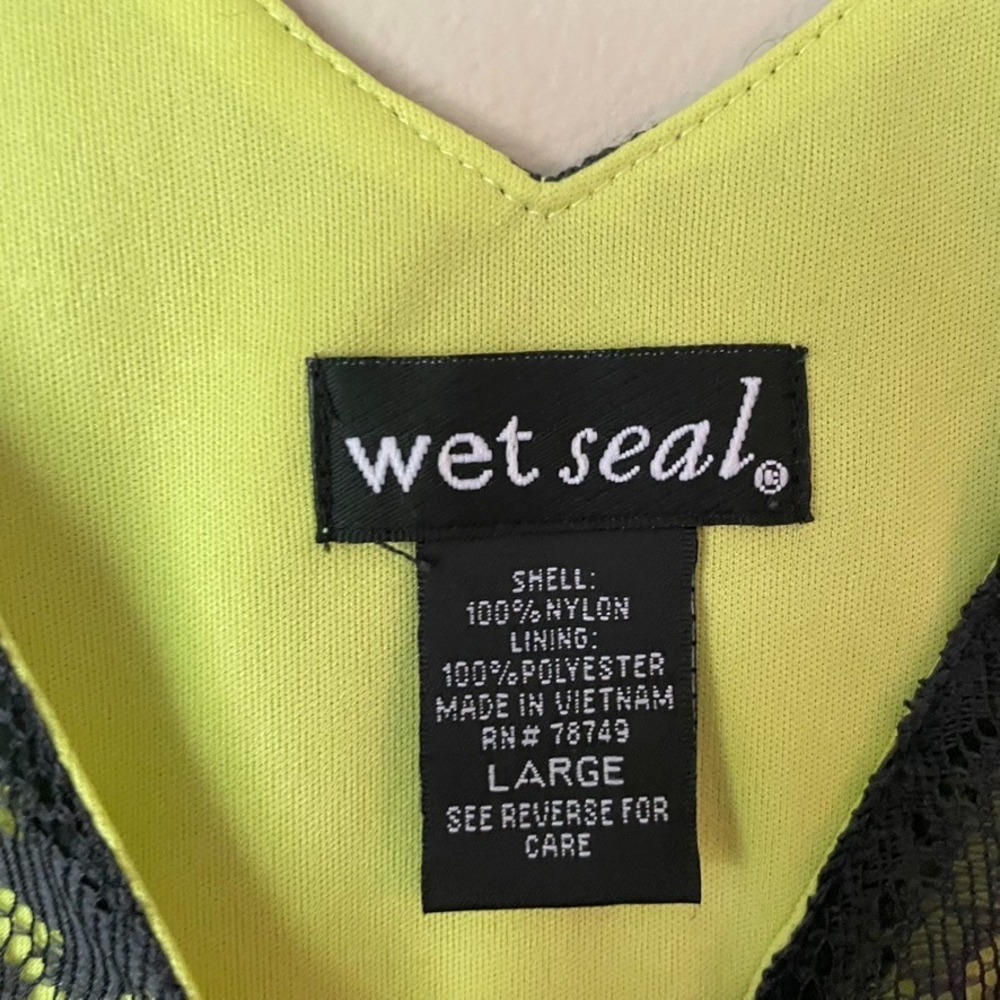 Wet Seal Neon Green Black Lace Ruched Sides Lined Y2K Goth Tank‎ Top Size Large - Picture 2 of 7